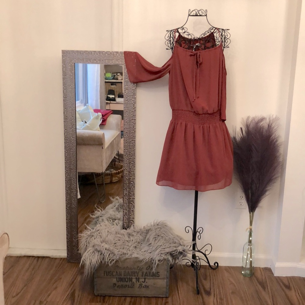 BCBG cold shoulder rust colored above knee dress